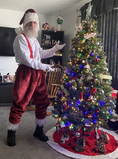 Gallery photo 4 of Santa Blake