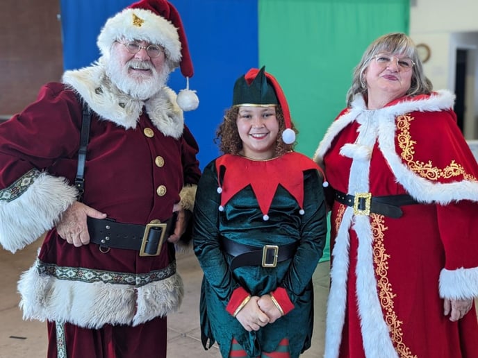 Gallery photo 5 of Santa James