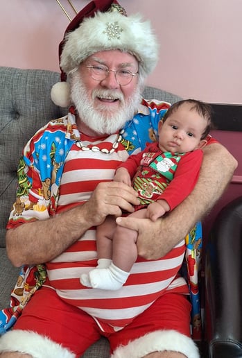 Gallery photo 1 of Santa James