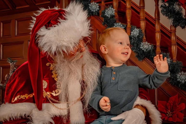 Gallery photo 25 of Santa James