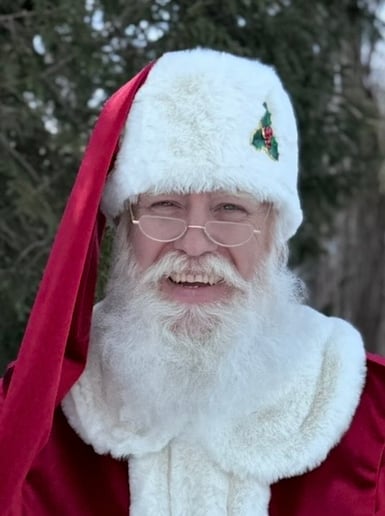 Gallery photo 1 of Santa James
