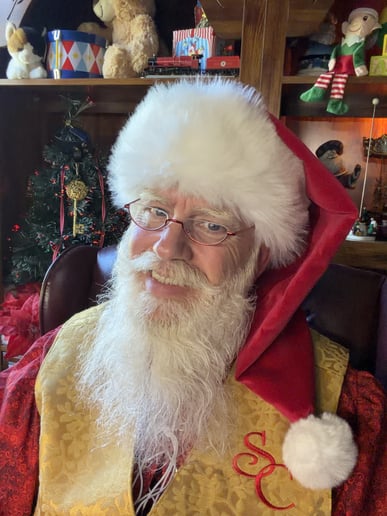 Gallery photo 2 of Santa James