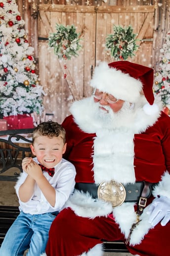 Gallery photo 5 of Santa Jason