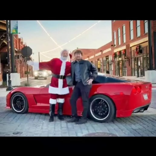 Gallery photo 6 of Santa JayK