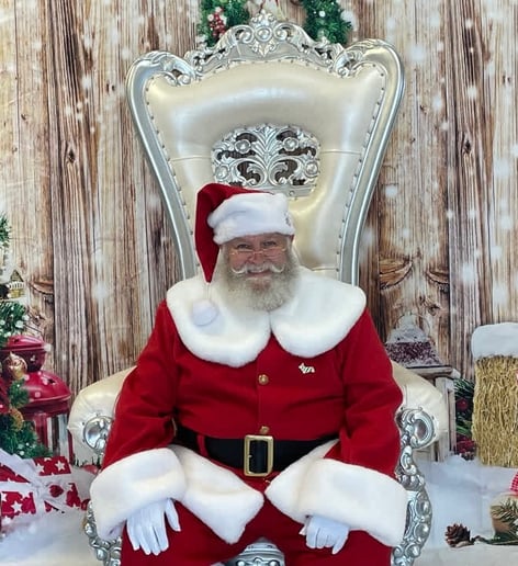 Gallery photo 7 of Santa John