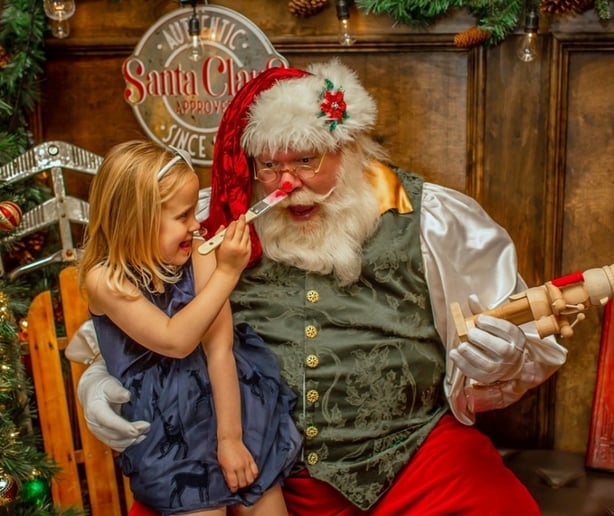 Gallery photo 5 of Santa Jeaux - Sugar Hill Santa
