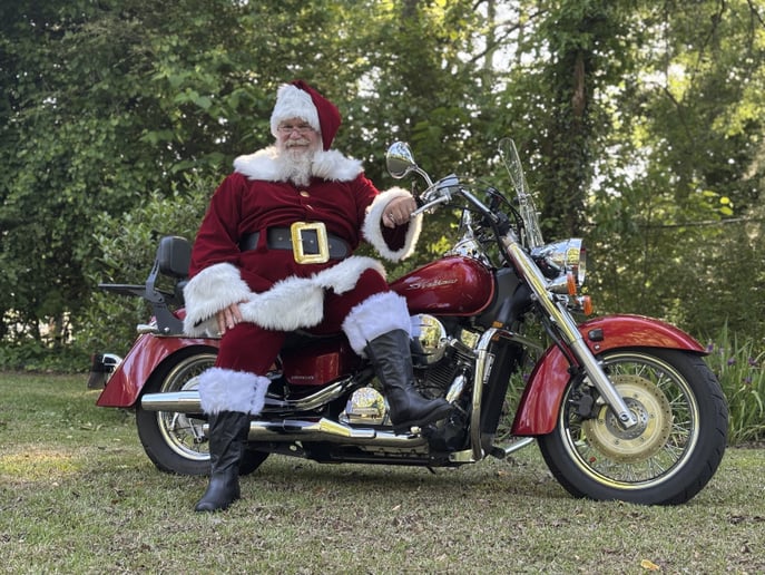 Gallery photo 2 of Santa Jed Mooney