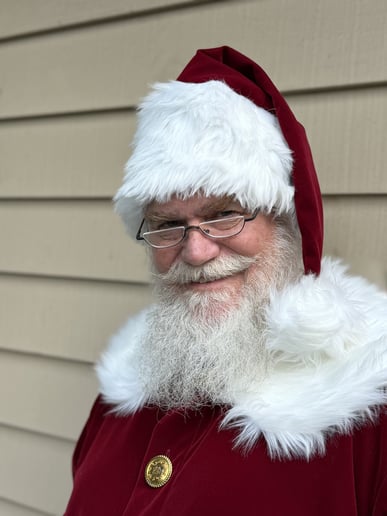 Gallery photo 7 of Santa Jed Mooney