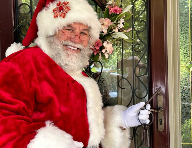 Gallery photo 8 of Santa Jeff 4 Hire
