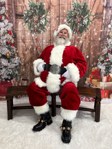 Gallery photo 12 of Santa Jeff 4 Hire