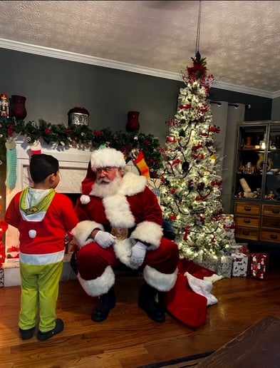 Gallery photo 2 of Santa Jeff