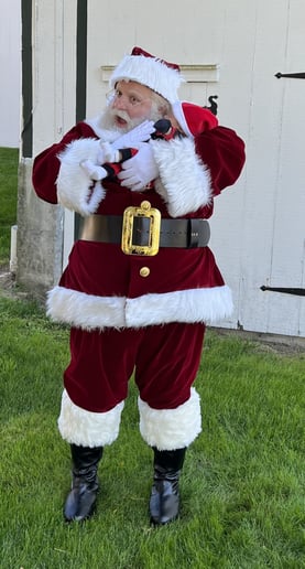 Gallery photo 7 of Santa Jeff
