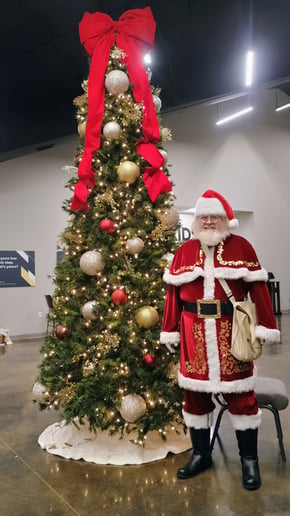 Gallery photo 2 of Santa Jeff