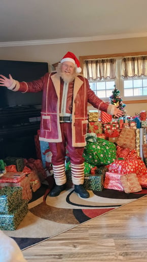 Gallery photo 8 of Santa Jeff