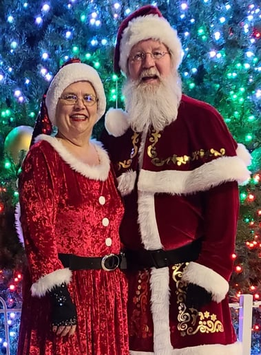 Gallery photo 8 of Santa Jeff n Mrs Claus