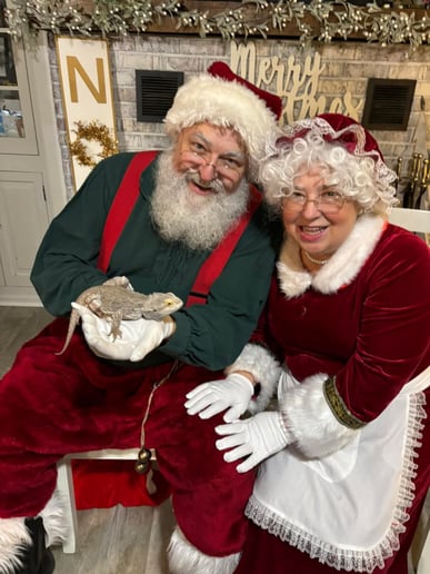 Gallery photo 1 of Santa Jeff Ohio