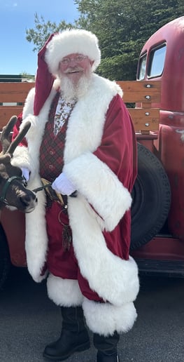 Gallery photo 3 of Santa Jeff