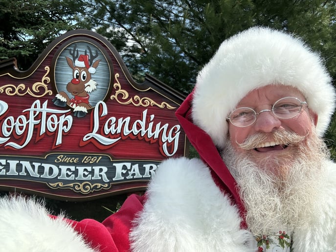 Gallery photo 4 of Santa Jeff