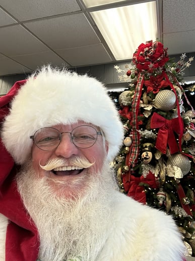 Gallery photo 8 of Santa Jeff