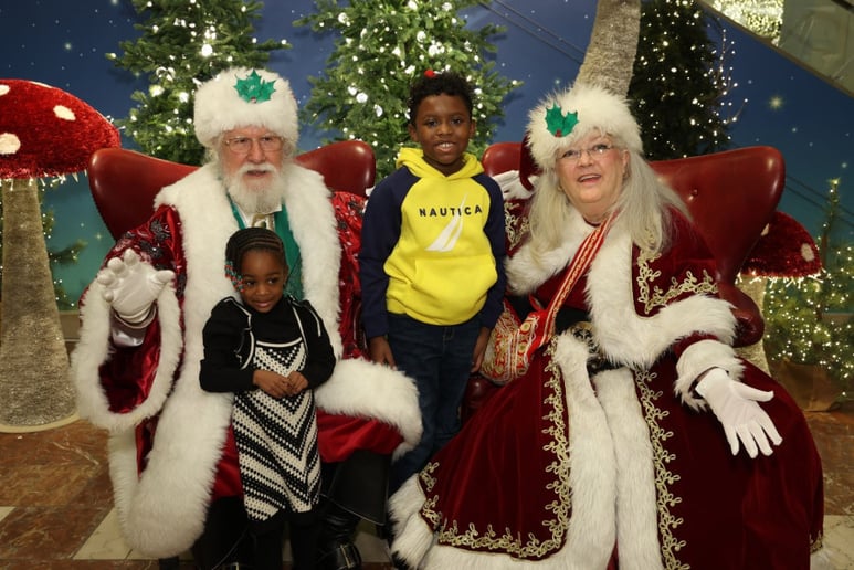 Gallery photo 10 of Santa Jeffrey