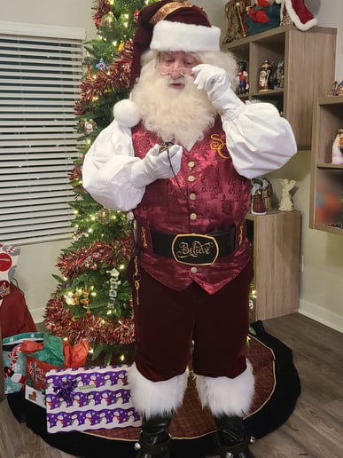 Gallery photo 10 of Alamo City Santa