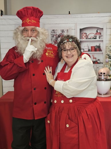 Gallery photo 5 of Alamo City Santa