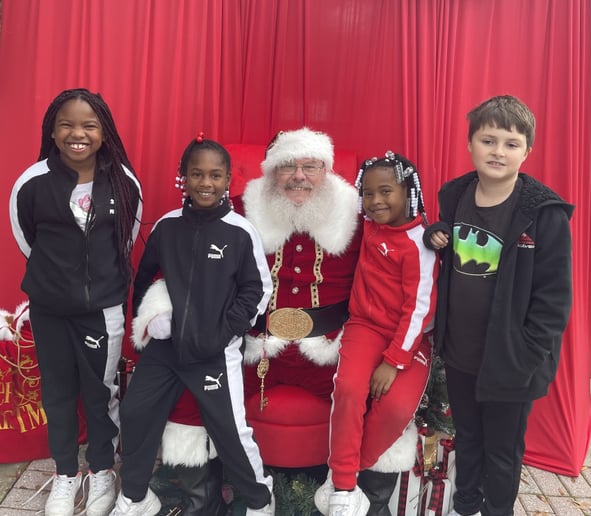 Gallery photo 2 of Santa Jerritt