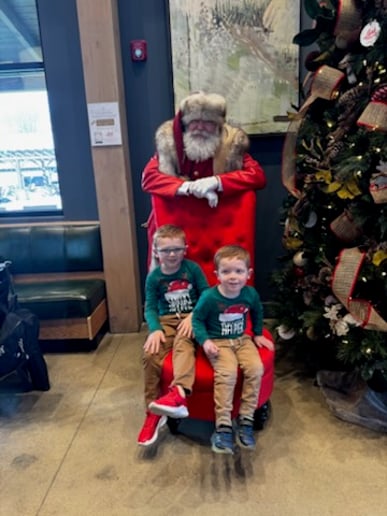 Gallery photo 7 of Santa Jerry