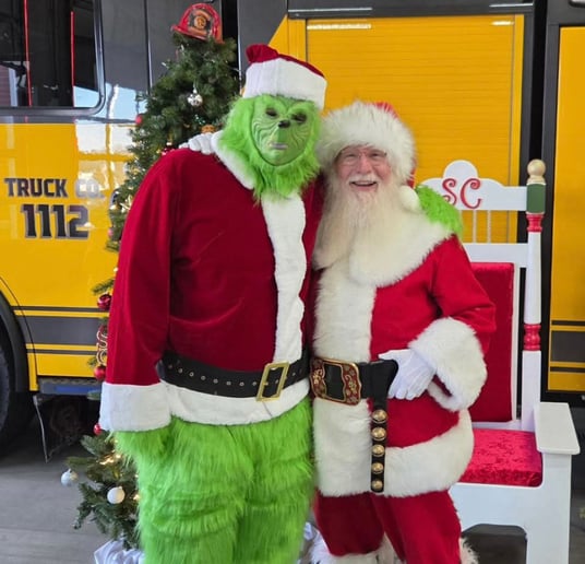 Gallery photo 3 of Santa Jerry & Mrs Joy Claus