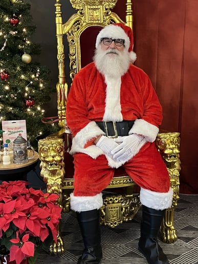 Gallery photo 3 of Santa Jim