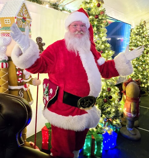 Gallery photo 6 of Santa Jim
