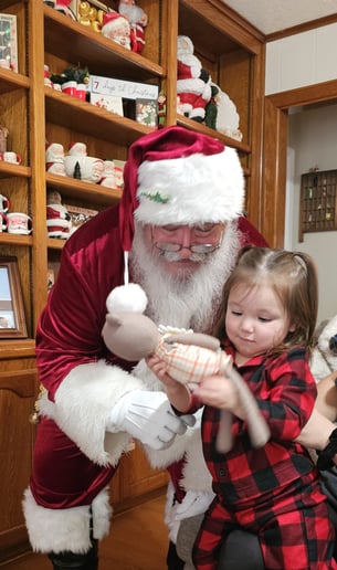 Gallery photo 1 of Santa Jim Suter