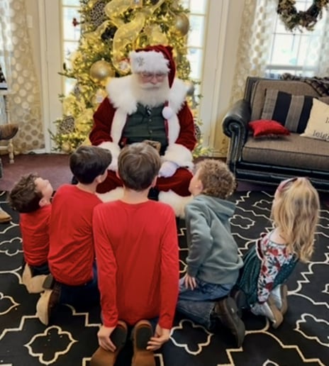 Gallery photo 3 of Santa Joe