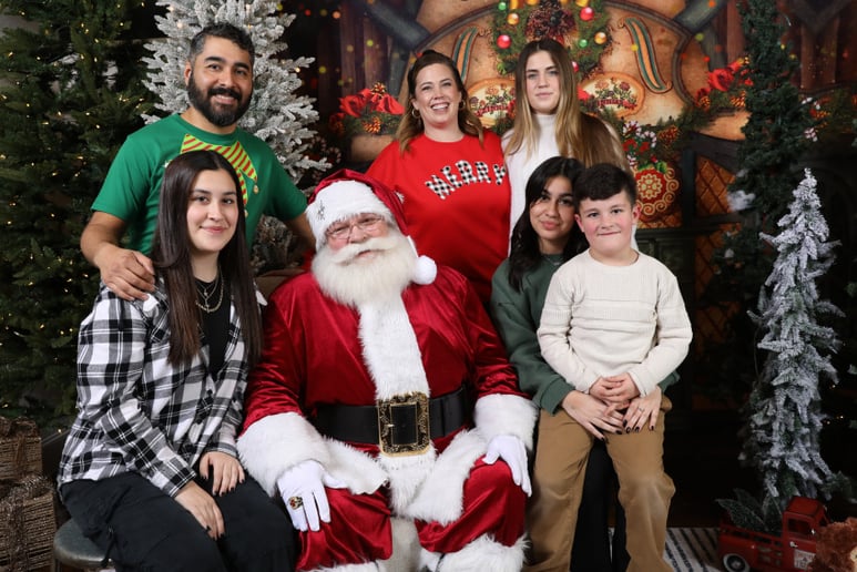 Gallery photo 7 of Santa Joe