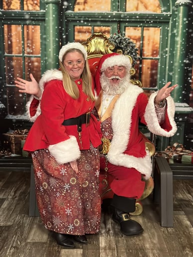 Gallery photo 2 of Santa Joey