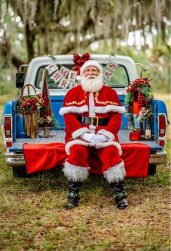 Gallery photo 7 of Santa John