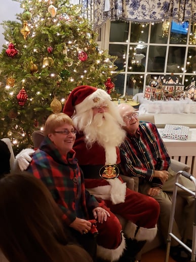 Gallery photo 1 of North Pole Santa John