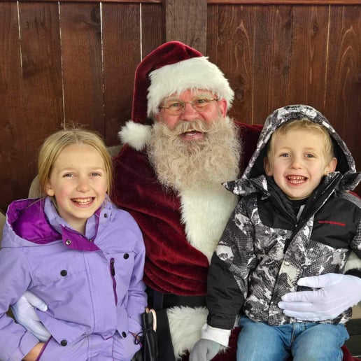 Gallery photo 4 of Santa John