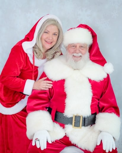 Gallery photo 2 of Santa John & Mrs Claus
