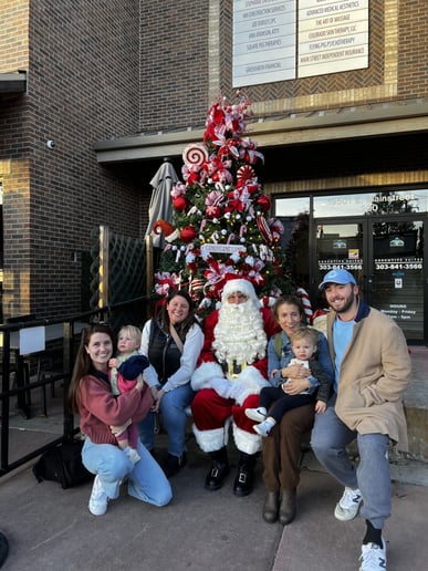 Gallery photo 4 of Santa Jon