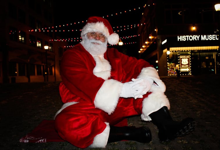 Gallery photo 3 of Santa Joshua