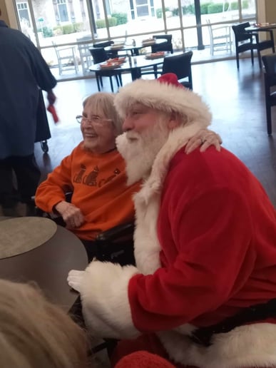 Gallery photo 8 of Santa Joshua