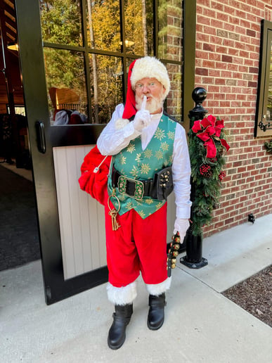 Gallery photo 3 of Santa Karl and Mrs. Claus