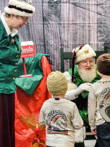 Gallery photo 14 of Santa Karl and Mrs. Claus