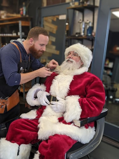 Gallery photo 5 of Santa Karl