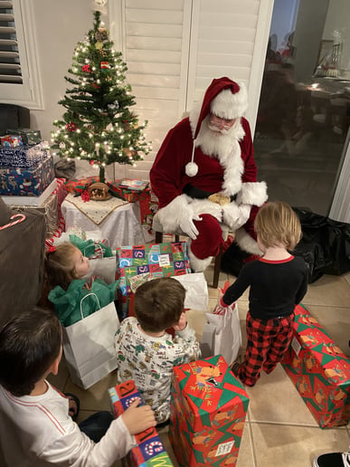 Gallery photo 6 of Santa Karl