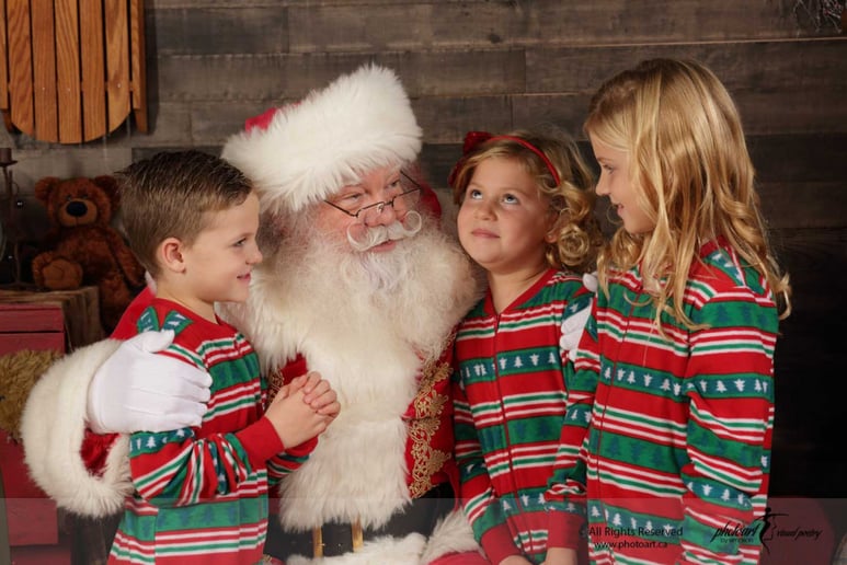 Gallery photo 4 of Santa Keith