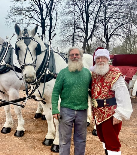 Gallery photo 3 of Santa Keith