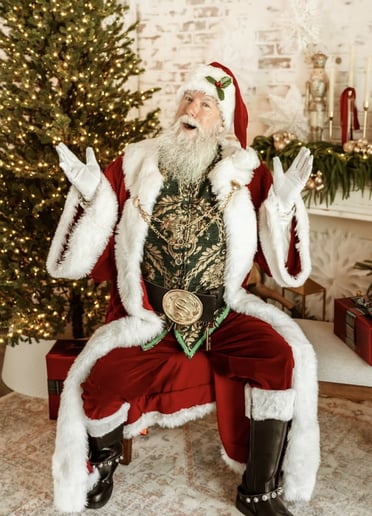 Gallery photo 9 of Santa Keith