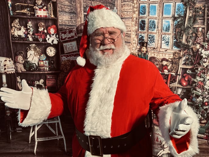 Gallery photo 4 of Pawpaw Claus